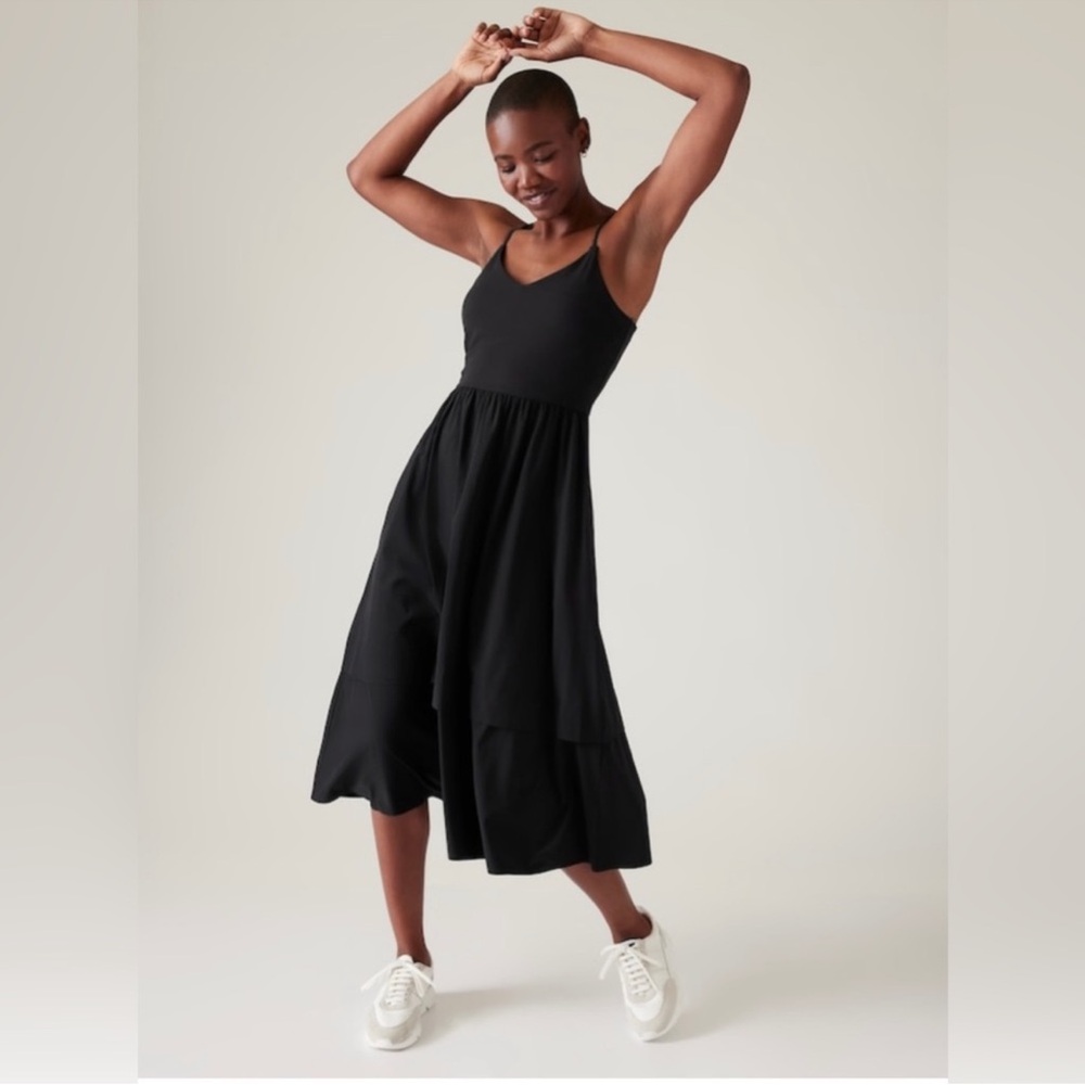 Athleta Elation V-Neck Hybrid Black Sleeveless Dress | NWT Size M